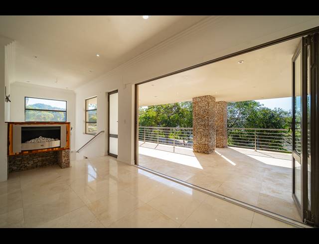 3 BEDROOM HOUSE FOR SALE IN BRETTENWOOD COASTAL ESTATE